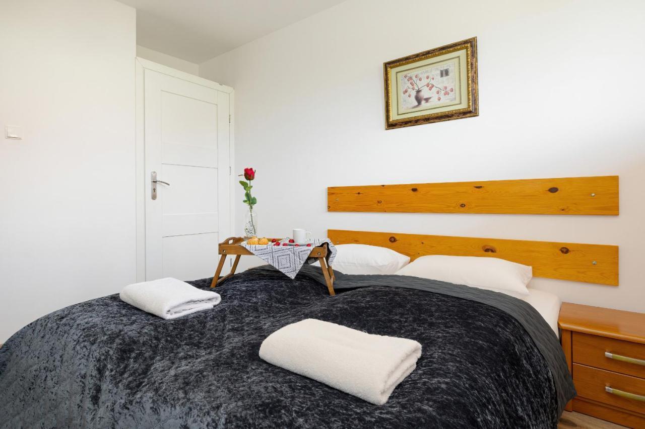 Apartamenty Wisniowy Sad By Noclegi Renters コウォブジェク エクステリア 写真