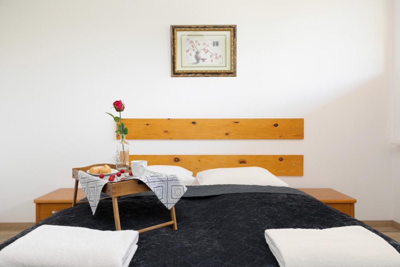 Apartamenty Wisniowy Sad By Noclegi Renters コウォブジェク エクステリア 写真